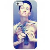 фото Чехол девушка с омаром - iPhone 5 / 5S / 5C Sahar cases
