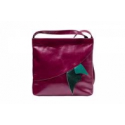 фото Яркая сумка через плечо из натуральной розовой кожи от Marimann
