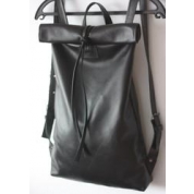 фото Черный женский рюкзак VIRRONEN, кожаный